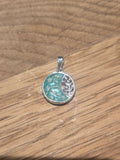 Solid silver pendant with leaf design
