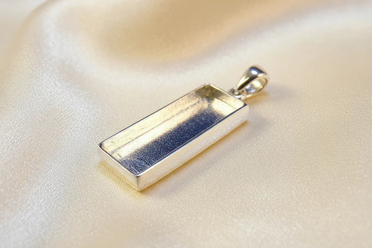 Rectangular Solid Back Silver Pendant