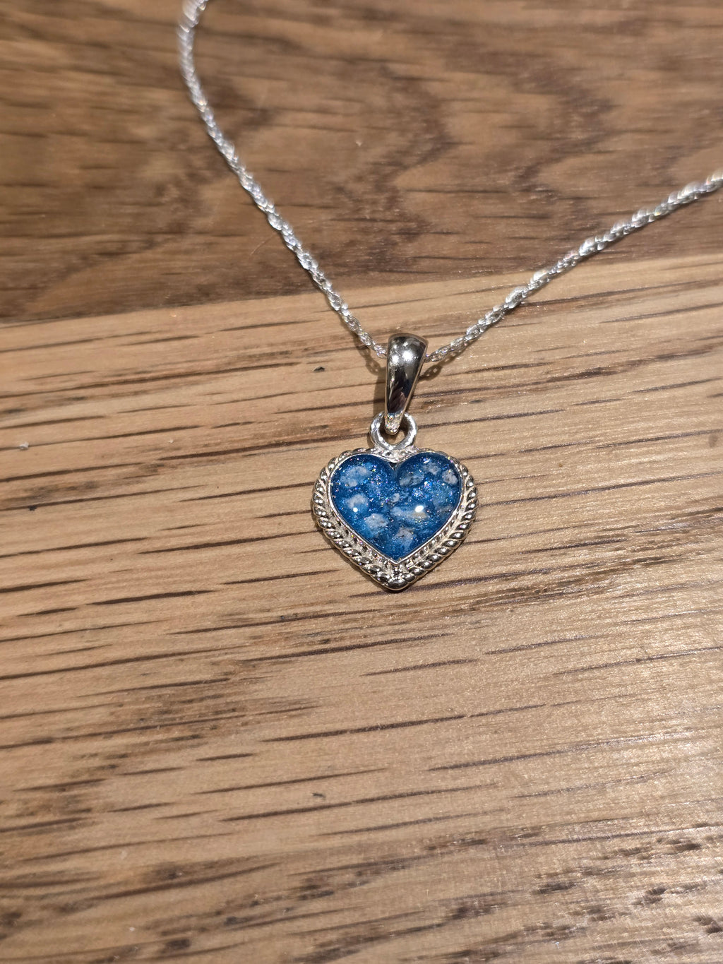 Solid Silver Rope Edge Heart Pendant