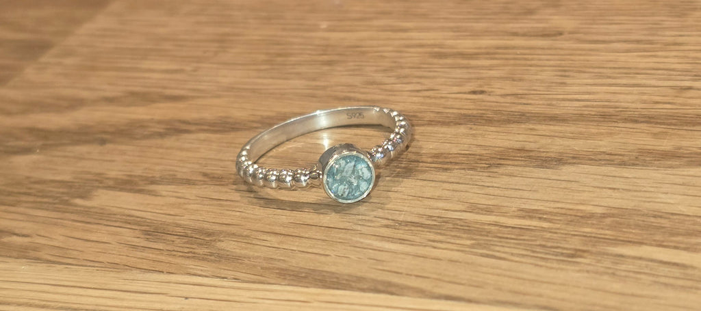 Circle bobble ring