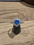 Heart diamante ring