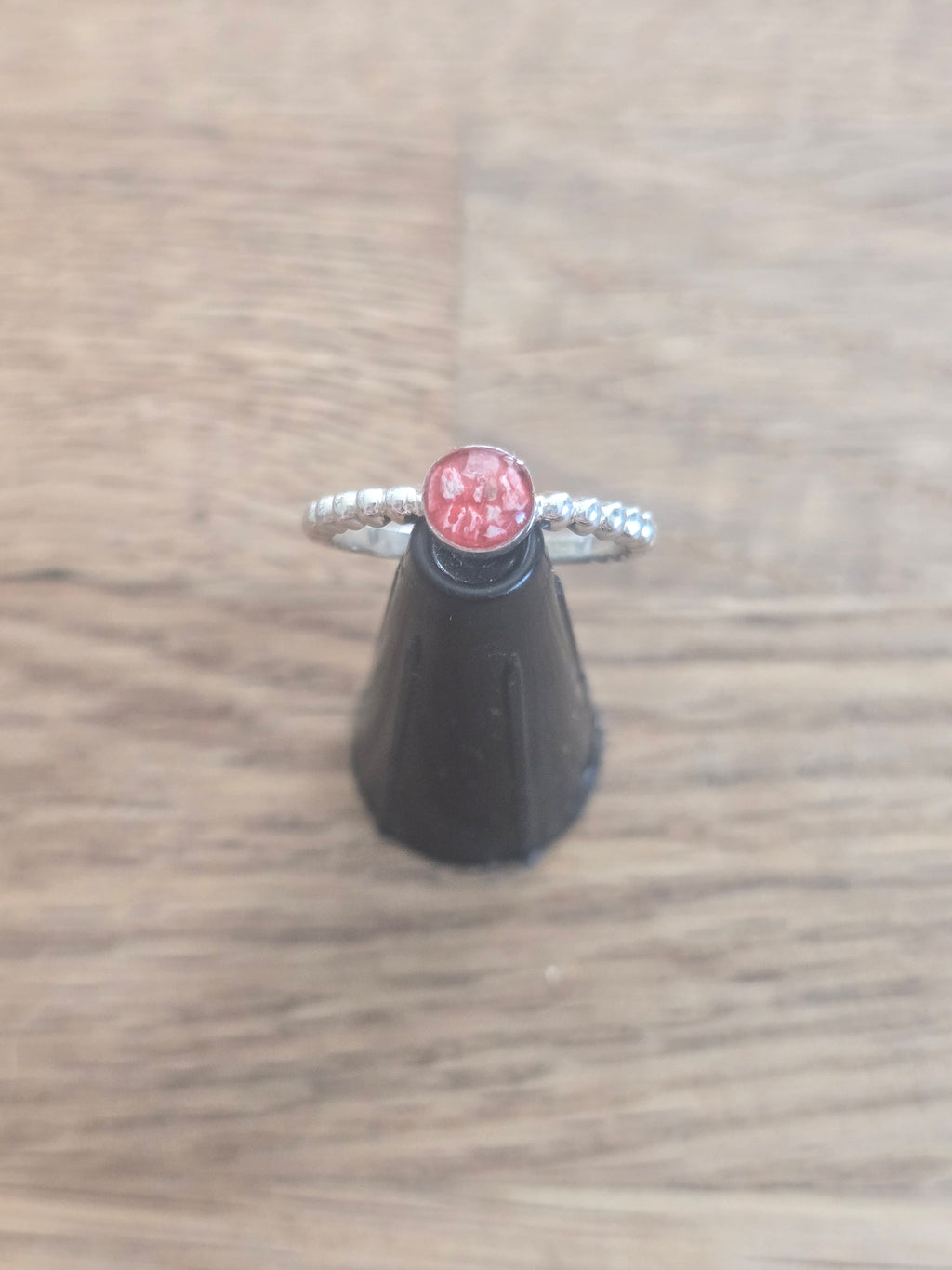Circle bobble ring