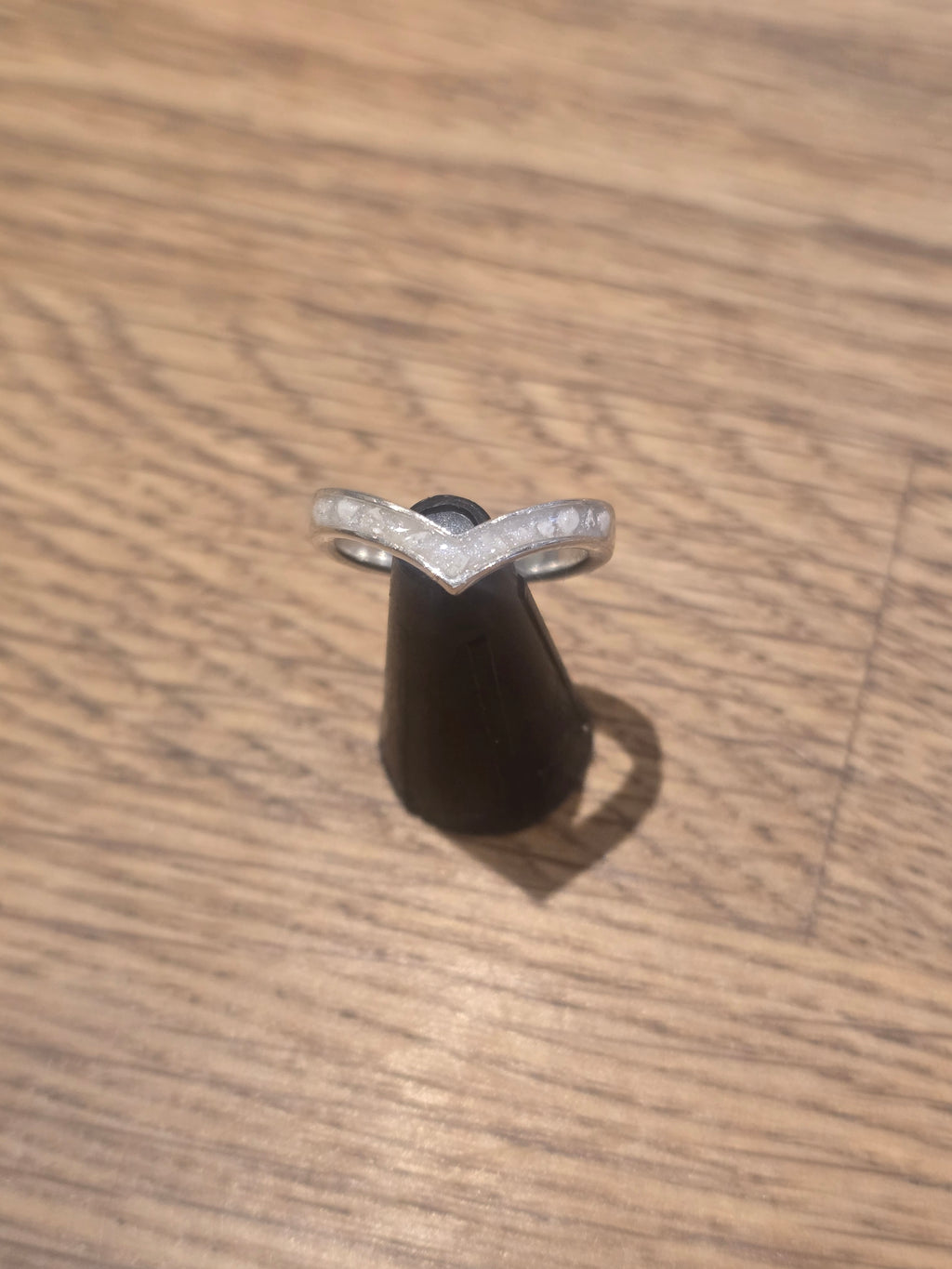 Wishbone ring