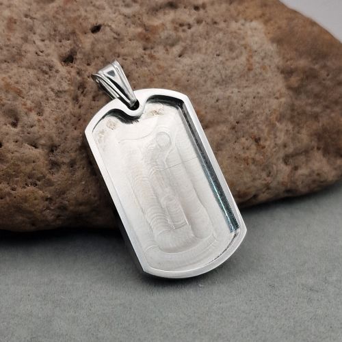 Stainless steel dog tag pendant