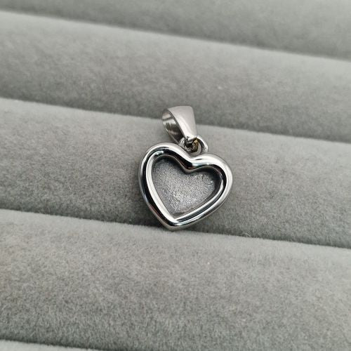Stainless steel mini heart pendant