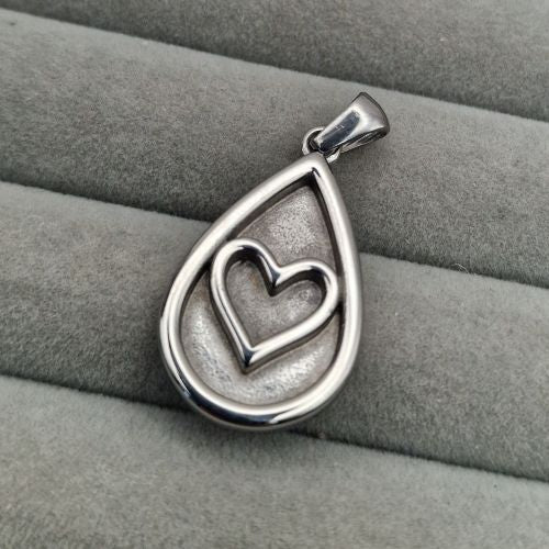 Stainless steel teardrop heart pendant